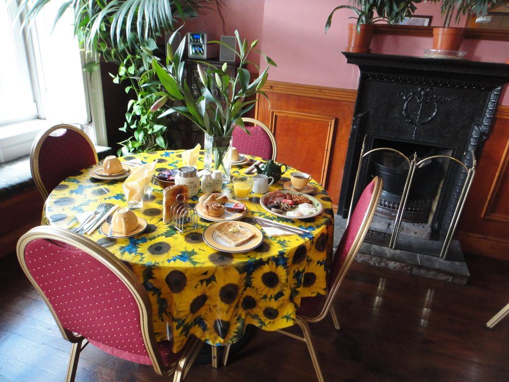 Inn On The Liffey Guesthouse Dublin Ngoại thất bức ảnh
